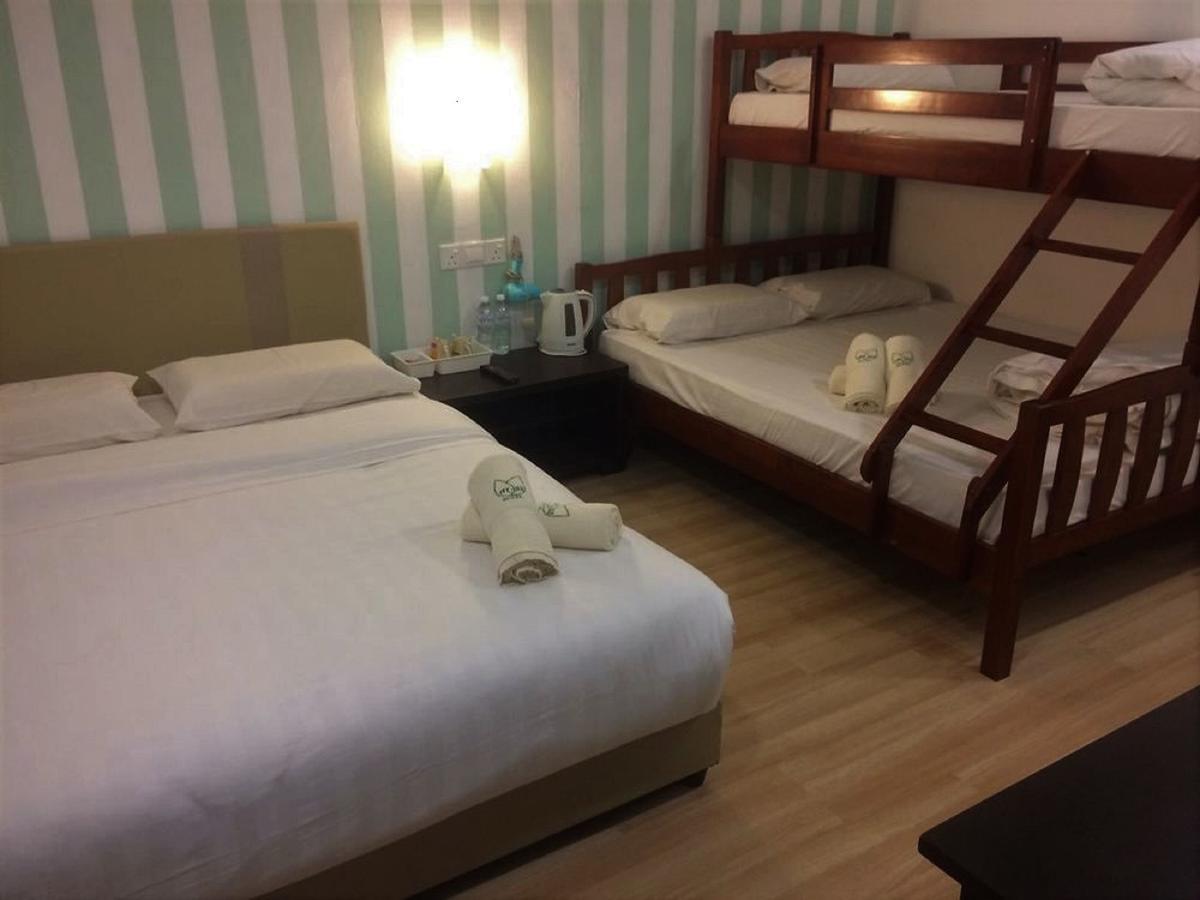Sun Inns Hotel Аєр-Керох Екстер'єр фото
